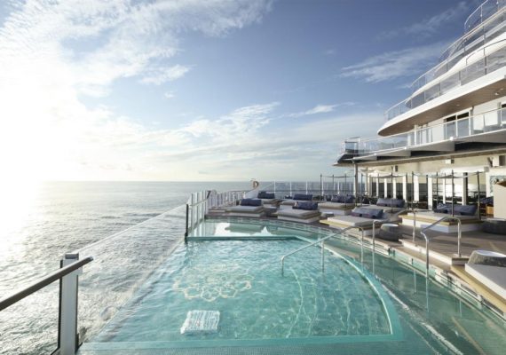 Лайнер «Explora I»